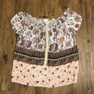 Monteau off the shoulder patterned top